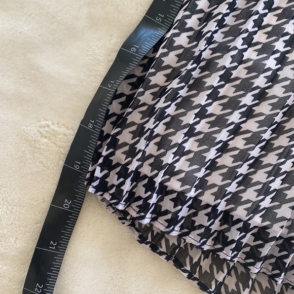 ModCloth herringbone pleated skirt - Picture 6 of 6